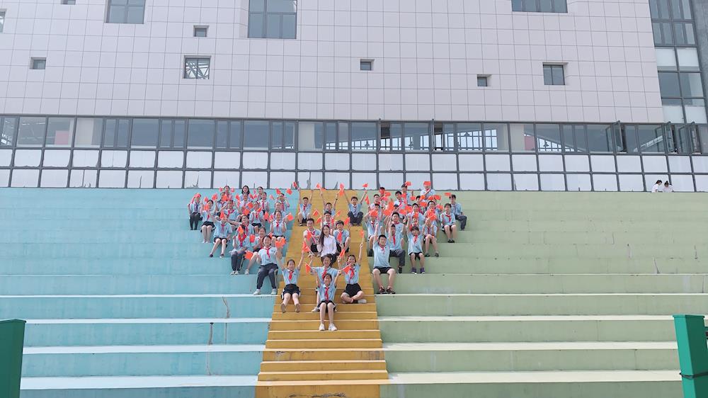 2886d48bcd514b61ab394ecb0ac09900.jpg 2886d48bcd514b61ab394ecb0ac09900.jpg