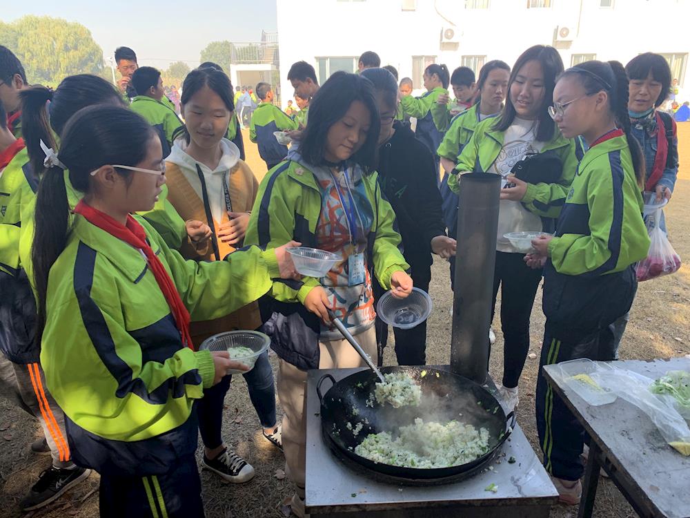 f337992fb13c4ec4a2f8002ce39edfc6.jpg f337992fb13c4ec4a2f8002ce39edfc6.jpg