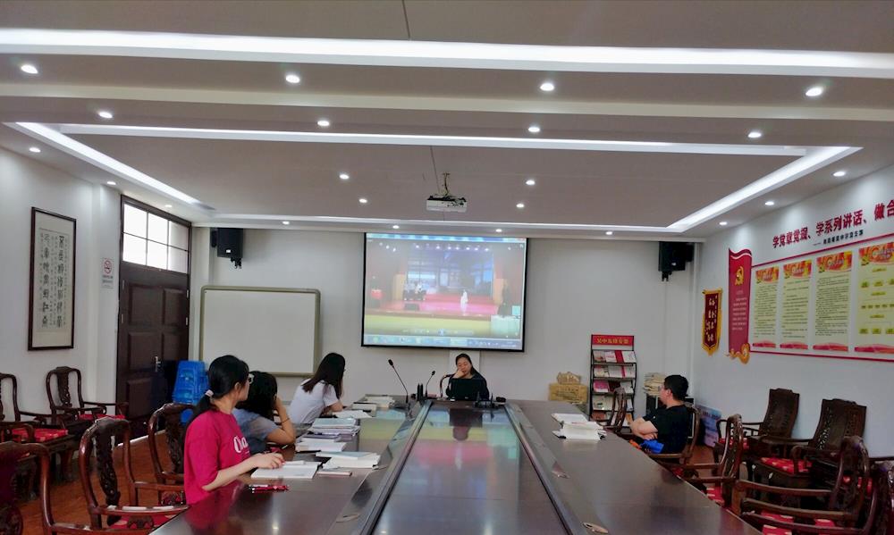   吟诵教学做 促动你我他 