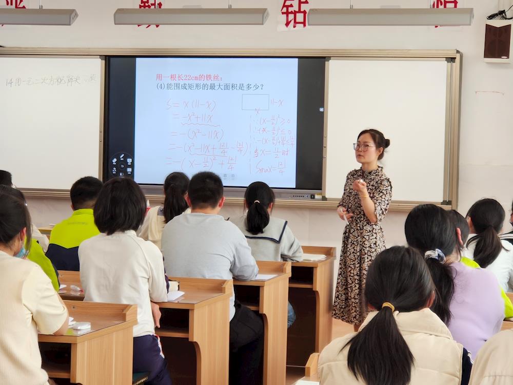 8d73a8accf844a46a94677a6c5e85ec8.jpg 8d73a8accf844a46a94677a6c5e85ec8.jpg