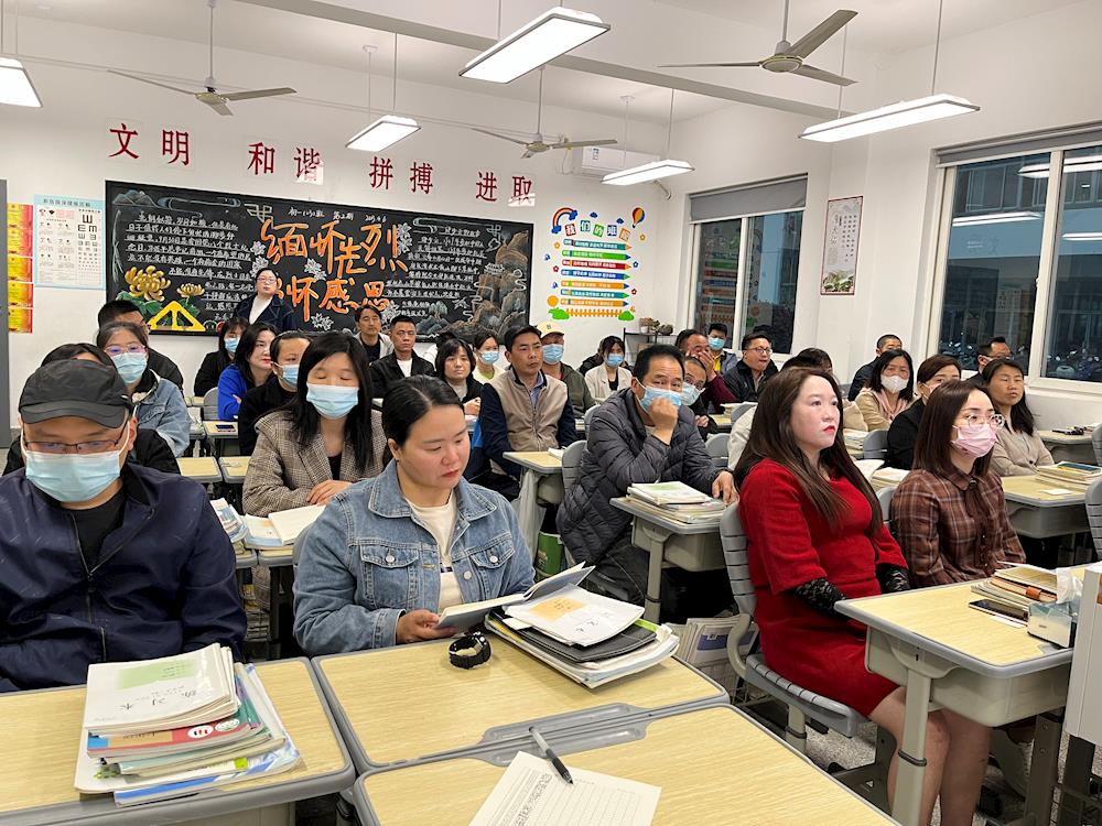 ad98e47f5cb84344a98d867608f9f426.jpg ad98e47f5cb84344a98d867608f9f426.jpg