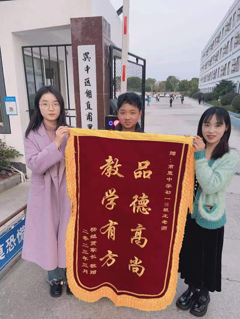 01e87b58ed5440349c56ea71bebc962e.jpg 01e87b58ed5440349c56ea71bebc962e.jpg