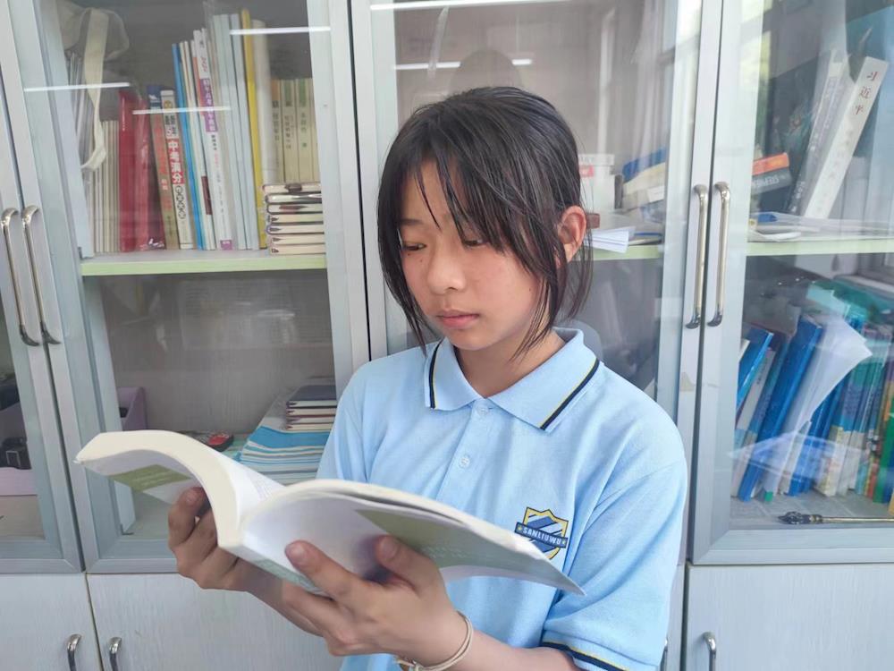 4c081ff32e07475c8533c1fd2b9575fe.jpg 4c081ff32e07475c8533c1fd2b9575fe.jpg