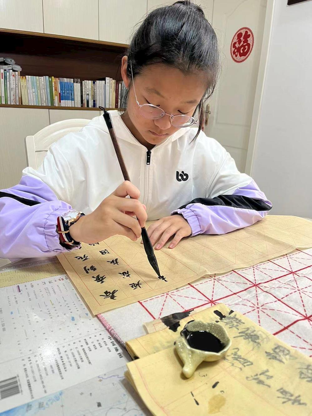 b5cc754d594340c5875187adf71faccb.jpg b5cc754d594340c5875187adf71faccb.jpg