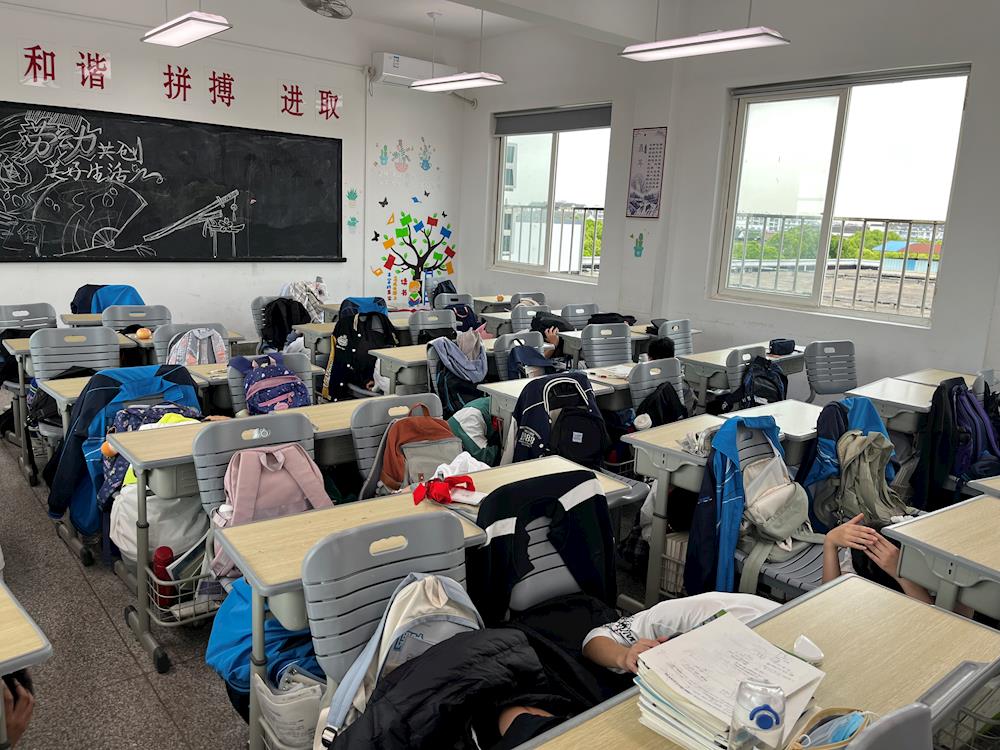 bca51cbf688a445eafa2c551505f5505.jpg bca51cbf688a445eafa2c551505f5505.jpg