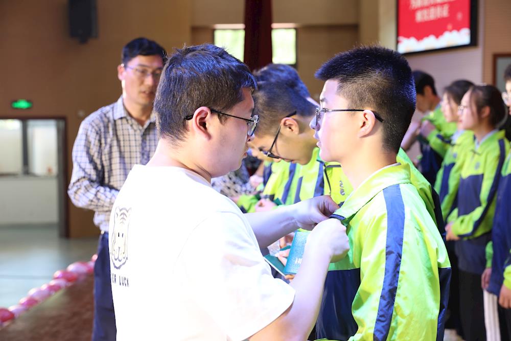 e71690066cde4815be042dd12362de37.JPG e71690066cde4815be042dd12362de37.JPG