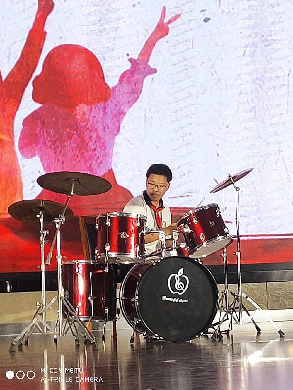 b80025ed3fc0413ea37b90c137a4920b.jpg b80025ed3fc0413ea37b90c137a4920b.jpg