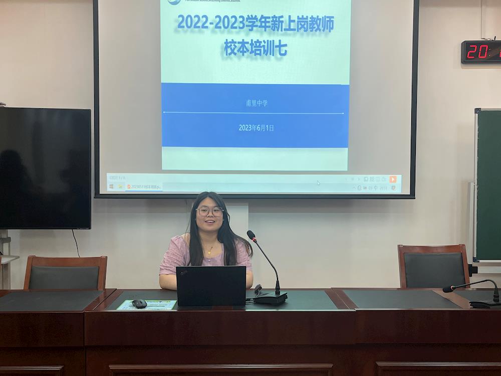 b9940f2ac37b4a6b914bbe94c49c8812.jpg b9940f2ac37b4a6b914bbe94c49c8812.jpg