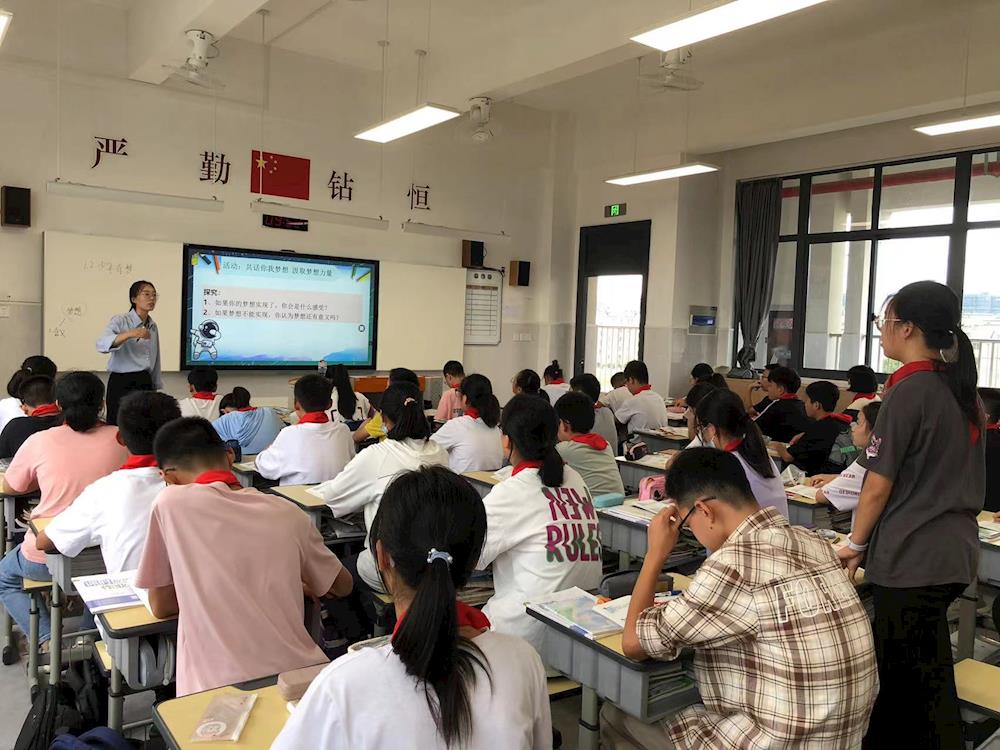 a241c951ffe34413846fff45b88ce9e5.jpg a241c951ffe34413846fff45b88ce9e5.jpg