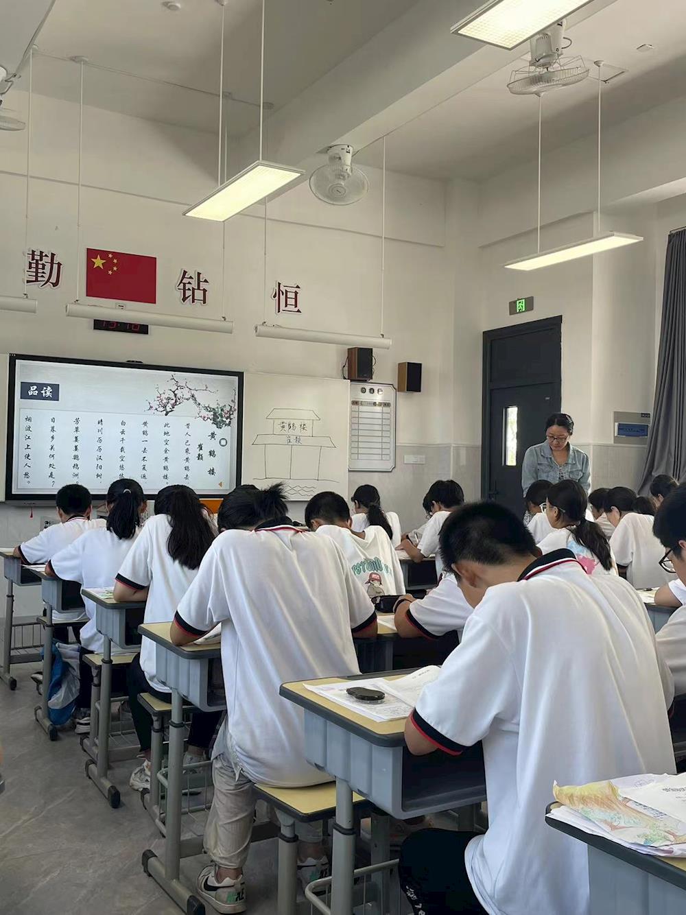 9cfbb36272bb4504a3dadaeb7c8976ab.JPG 9cfbb36272bb4504a3dadaeb7c8976ab.JPG