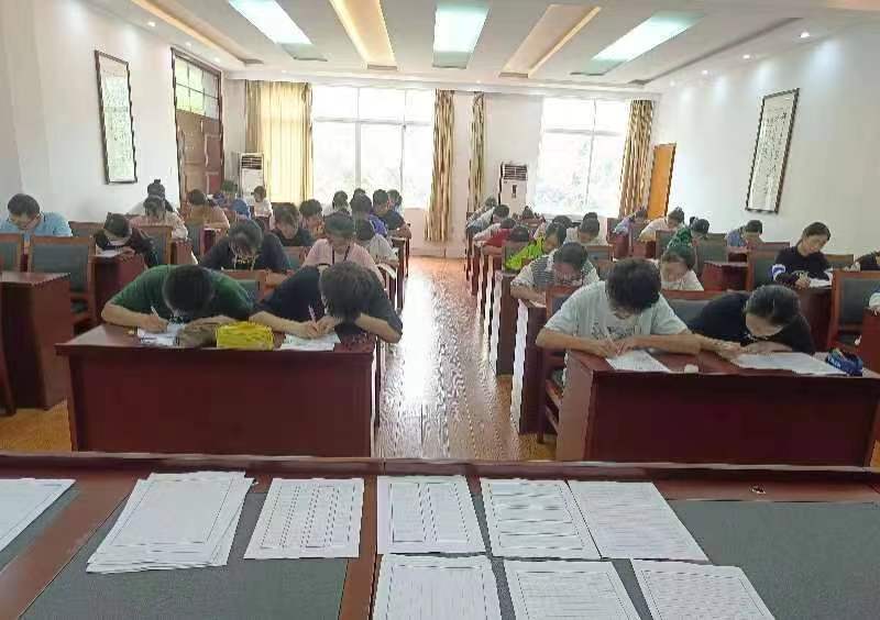 eb57de7e6abe4d179f28b80606e08d8a.jpg eb57de7e6abe4d179f28b80606e08d8a.jpg