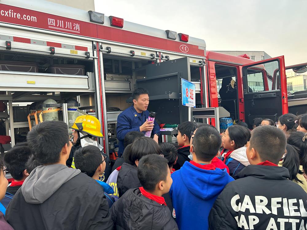 bdd52e6feb1c49ab982f7160236238bb.jpg bdd52e6feb1c49ab982f7160236238bb.jpg