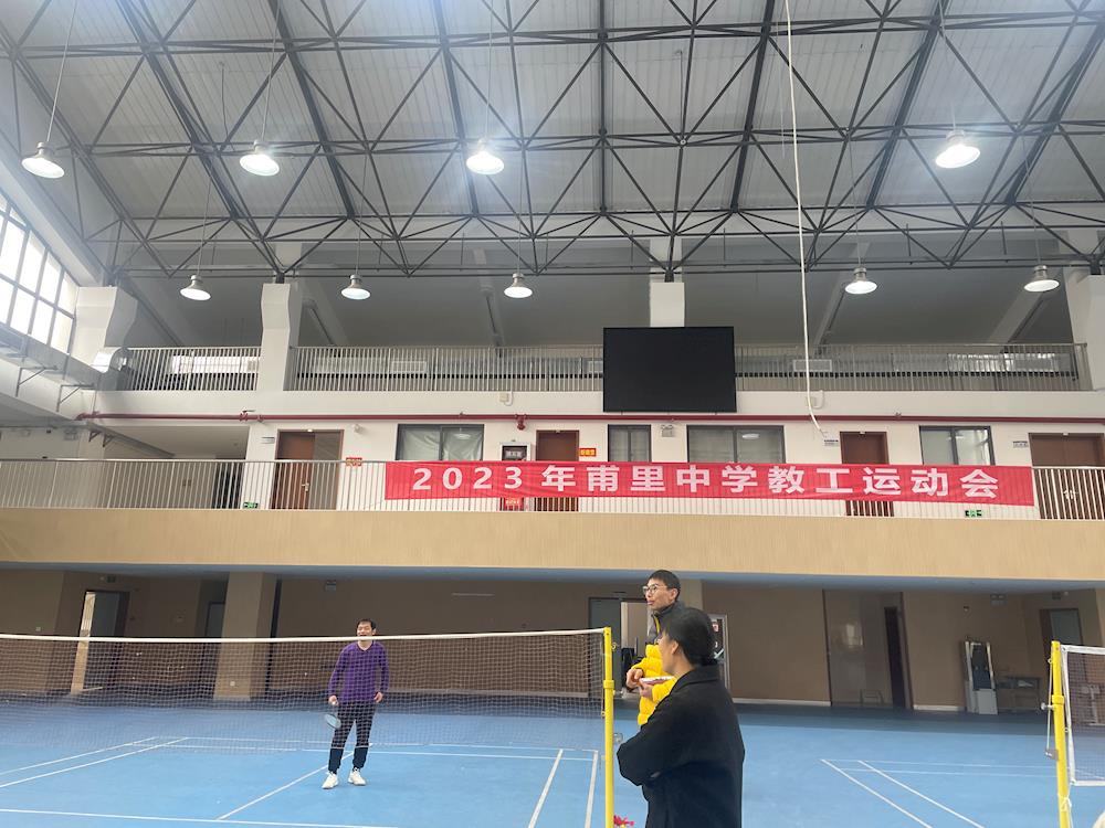 3b40559147de4fab87b2b69f748ebee3.jpg 3b40559147de4fab87b2b69f748ebee3.jpg