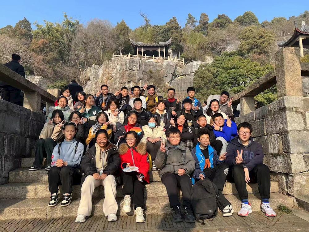 cfb8a396f6804555b641facb379289ff.jpg cfb8a396f6804555b641facb379289ff.jpg