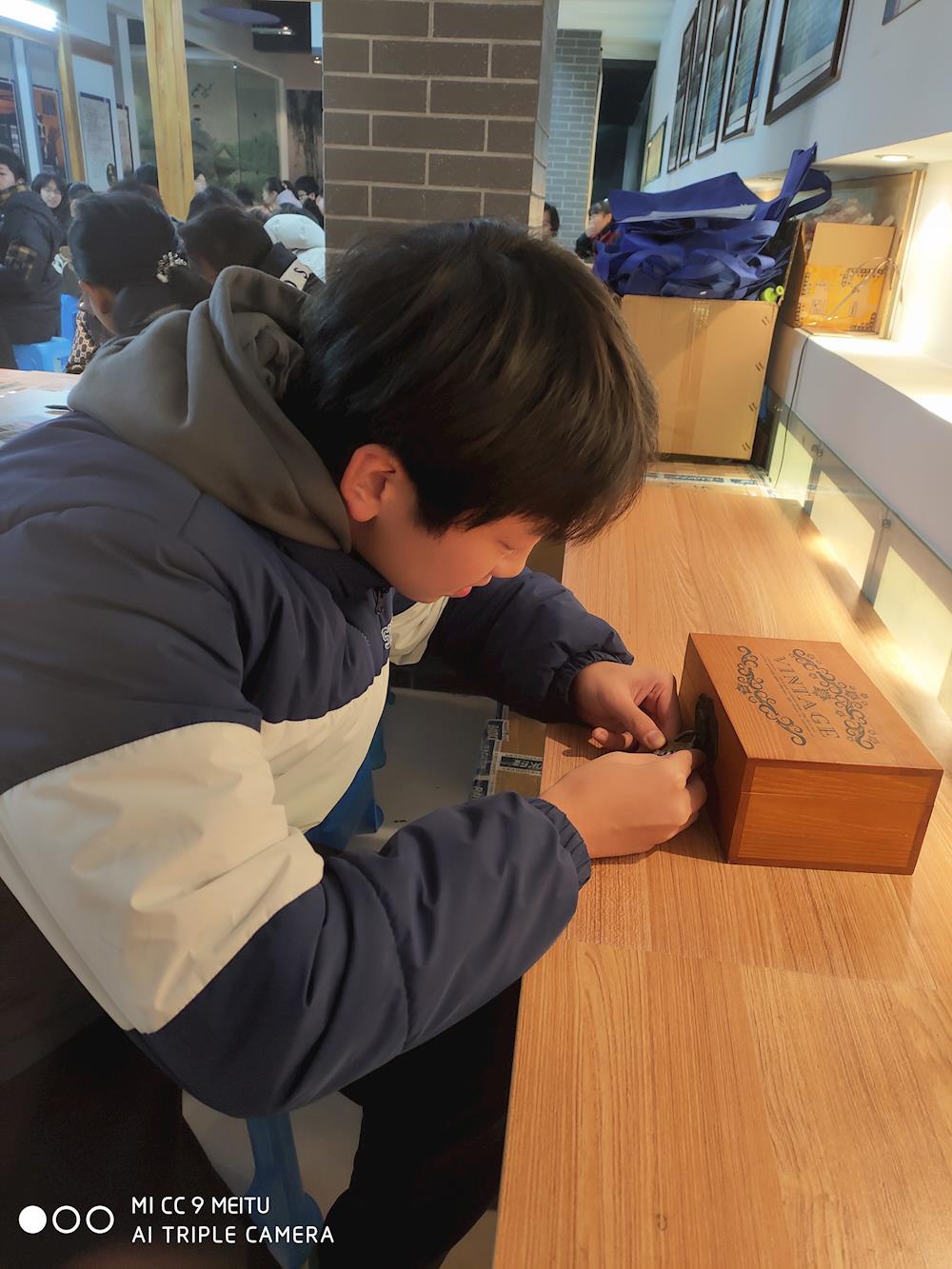 f0f41f2fd5fd458ba78231195e080a65.jpg f0f41f2fd5fd458ba78231195e080a65.jpg