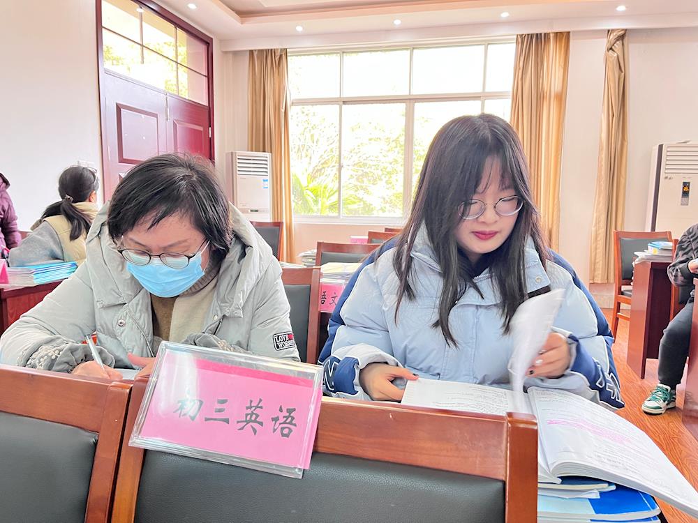 131a56e7372e4c48ad23505cdd48a904.jpg 131a56e7372e4c48ad23505cdd48a904.jpg