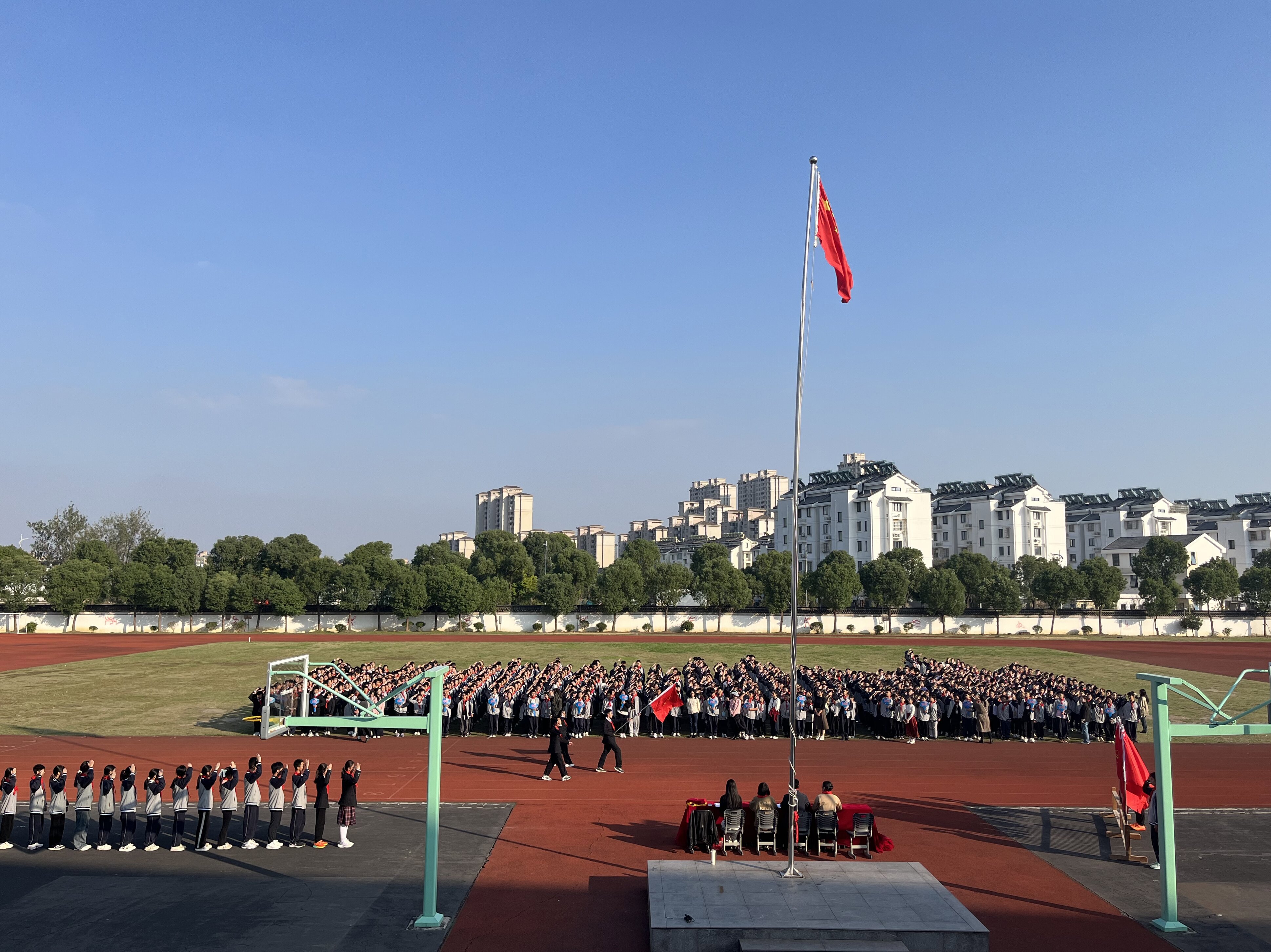 青春献礼祖国，少年扬帆起航 ——甫里中学初一年级少先队建队仪式